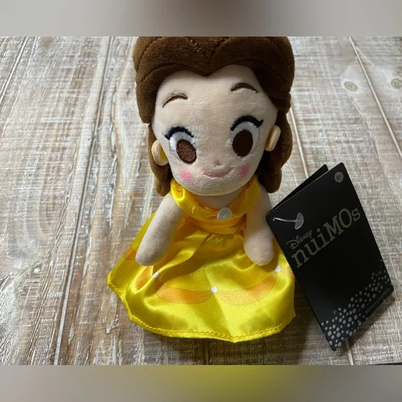 NWT 🆕 nuiMOs Disney Belle Set - Picture 12 of 13
